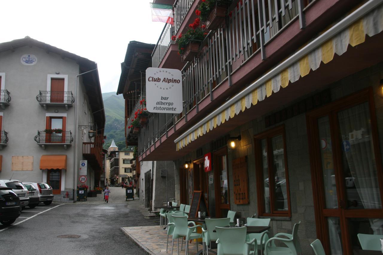 Albergo Club Alpino Crissolo Luaran gambar